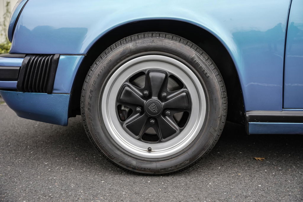 Porsche 911 Carrera 3,0