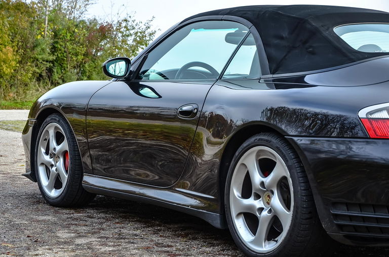 Porsche 996 Carrera 4S