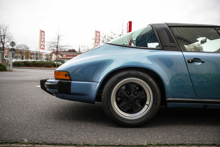 Porsche 911 Carrera 3,0