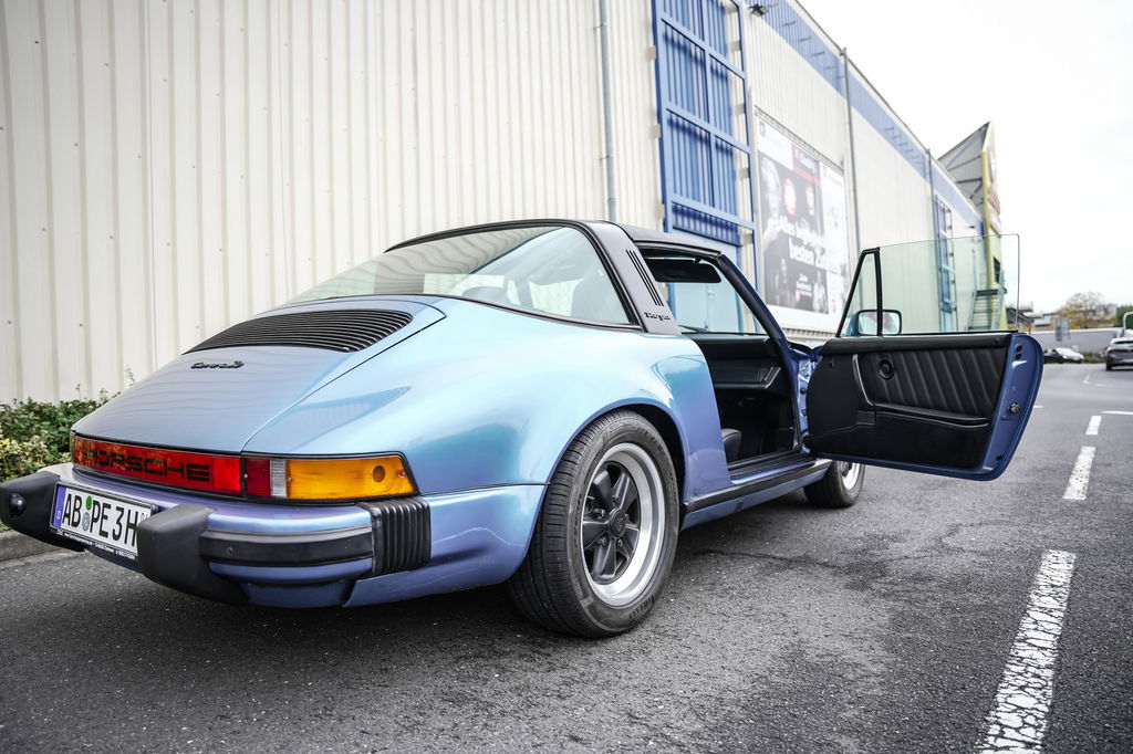 Porsche 911 Carrera 3,0