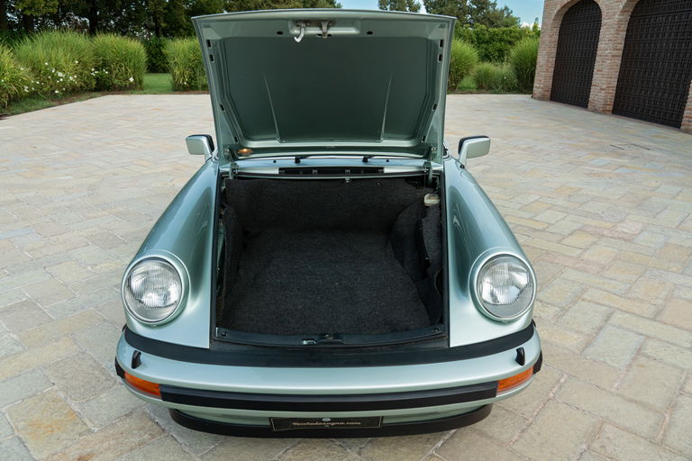 Porsche 911 Carrera 3,0