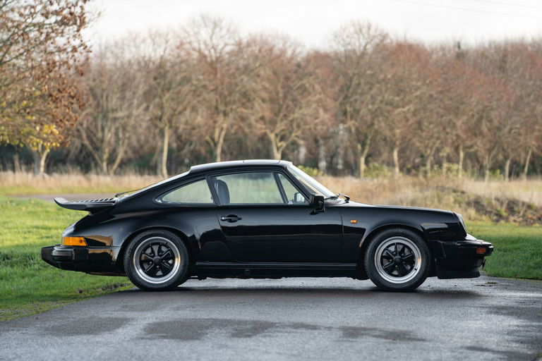 Porsche 911 Carrera 3.2