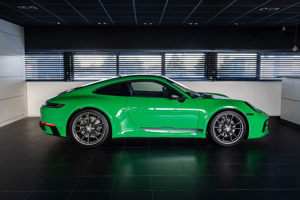 Porsche 992 Carrera T