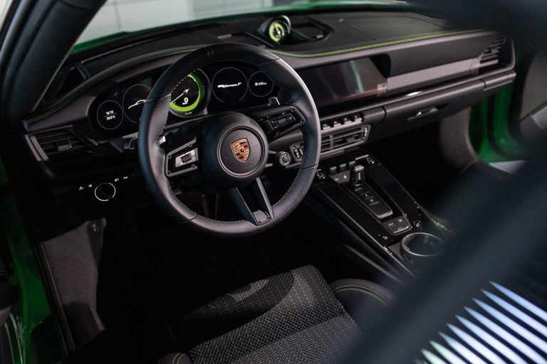 Porsche 992 Carrera T