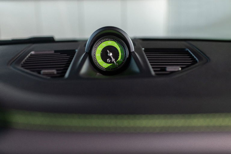 Porsche 992 Carrera T