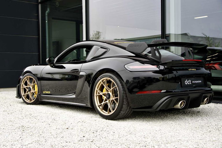 Porsche 718 Cayman GT4 RS