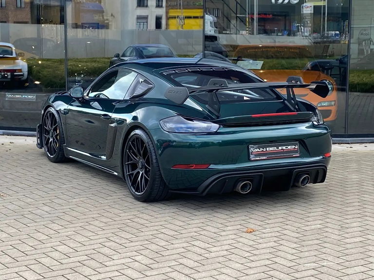 Porsche 718 Cayman GT4 RS