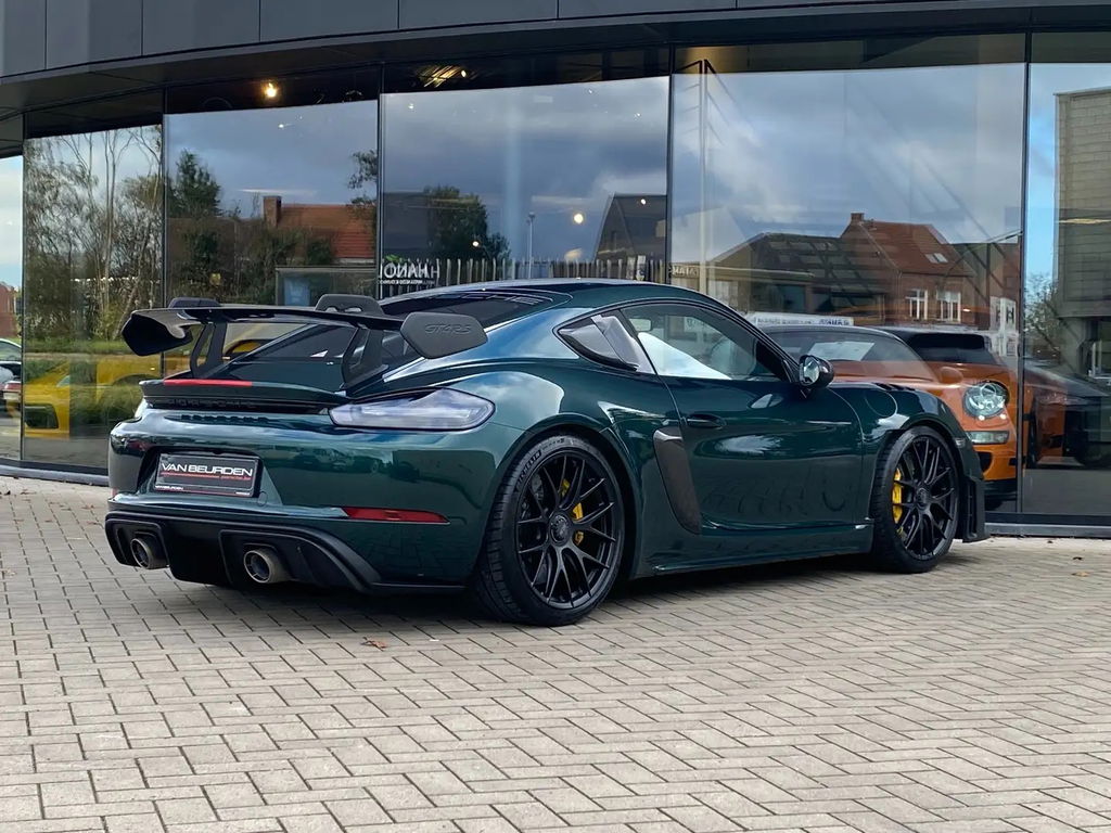 Porsche 718 Cayman GT4 RS