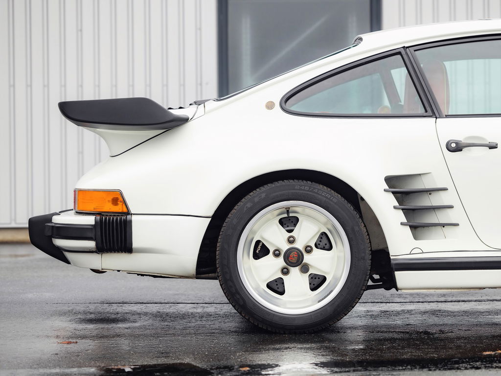 Porsche 911 Turbo Flachbau