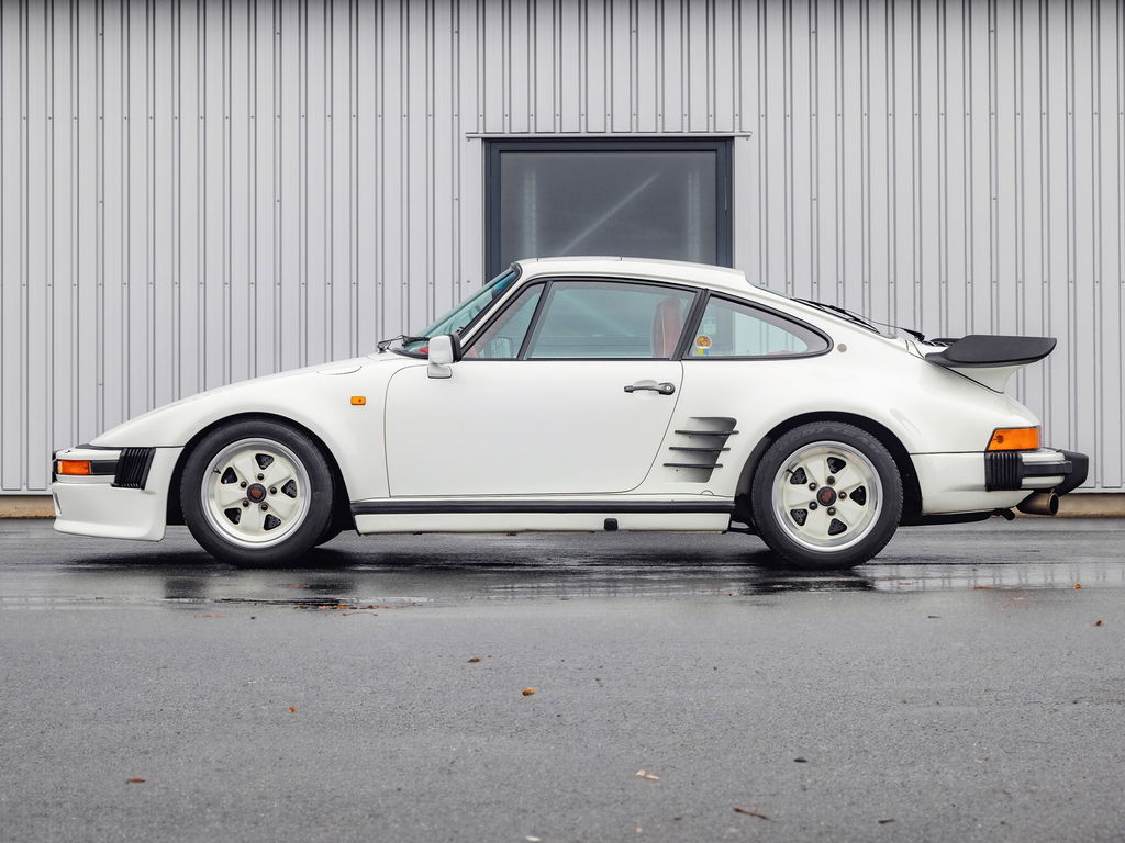 Porsche 911 Turbo Flachbau