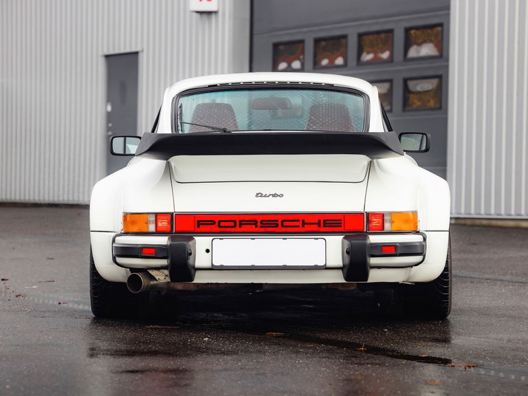 Porsche 911 Turbo Flachbau