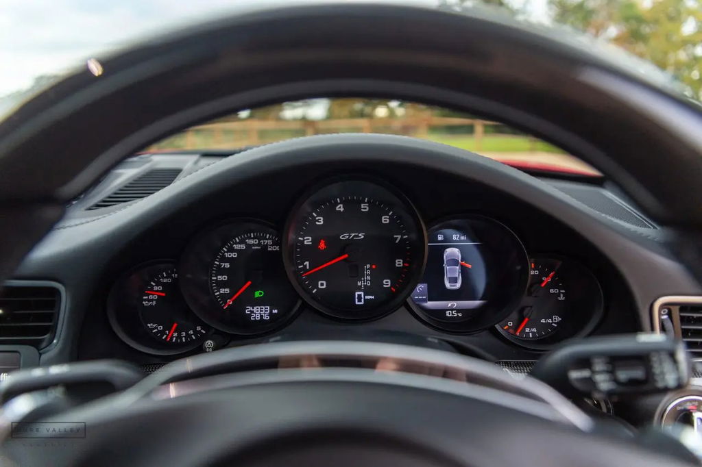 Porsche 991 Carrera GTS