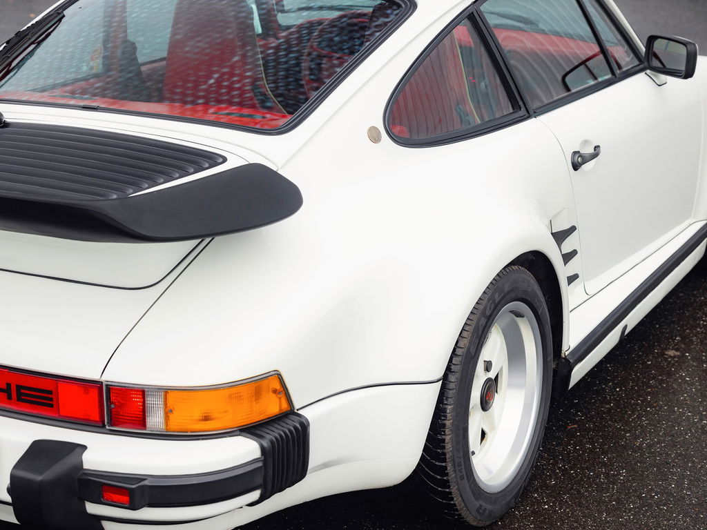 Porsche 911 Turbo Flachbau