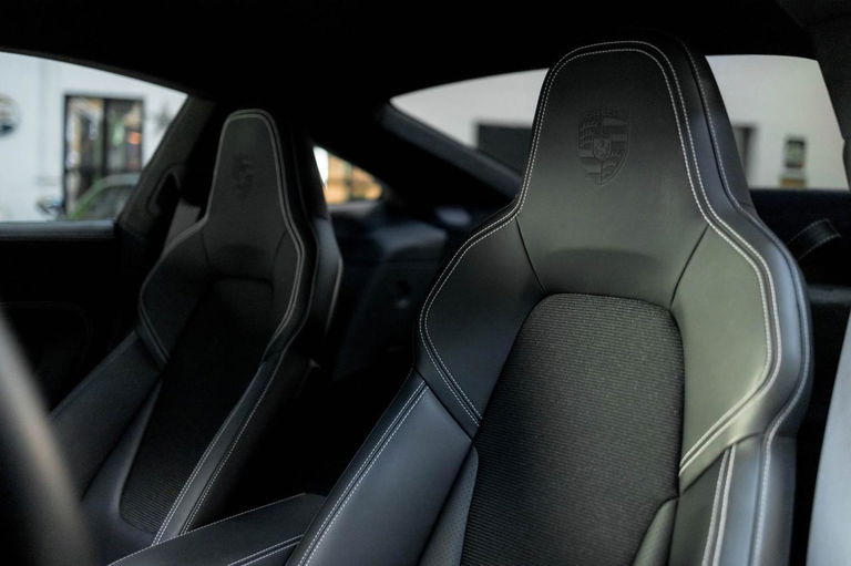 Porsche 992 GT3 Touring