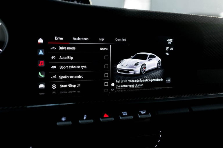 Porsche 992 GT3 Touring