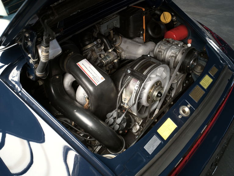 Porsche 911 Carrera 3.2