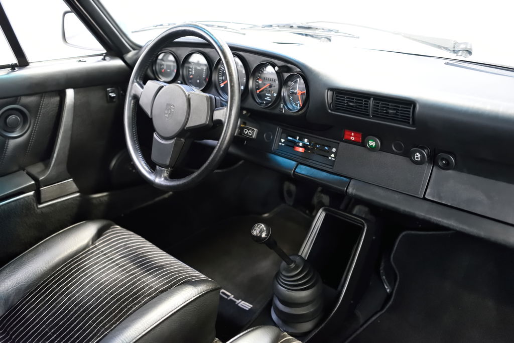 Porsche 911 Carrera 3,0