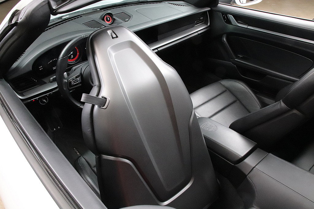 Porsche 992 Carrera S