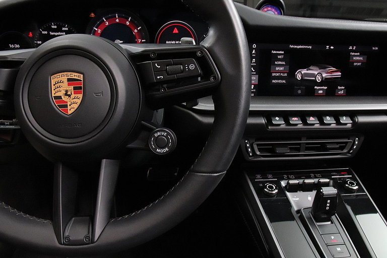 Porsche 992 Carrera S