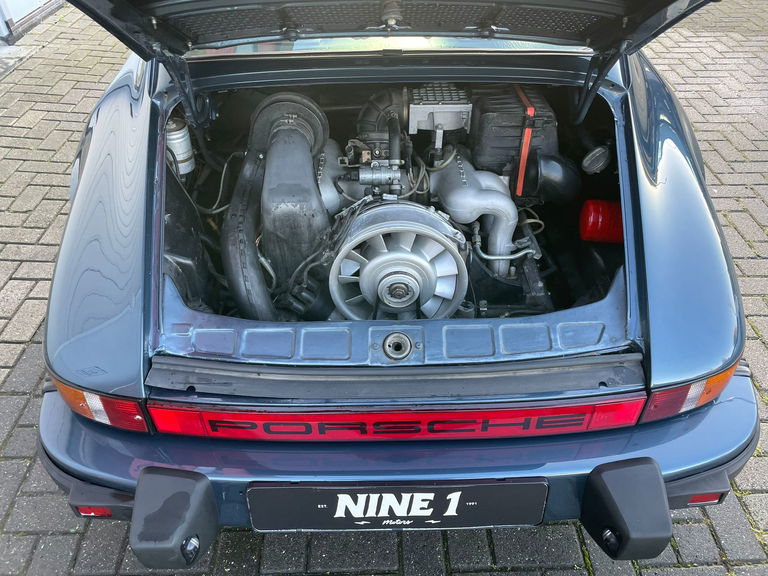 Porsche 911 Carrera 3.2