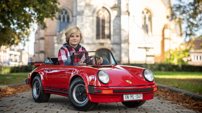 Porsche 911 Junior