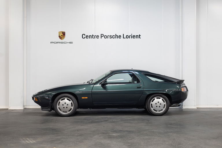 Porsche 928 S