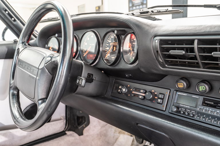 Porsche 964 Carrera 4 WTL