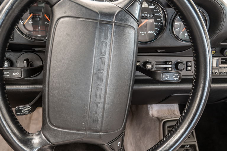 Porsche 964 Carrera 4 WTL