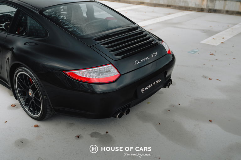 Porsche 997.2 Carrera GTS