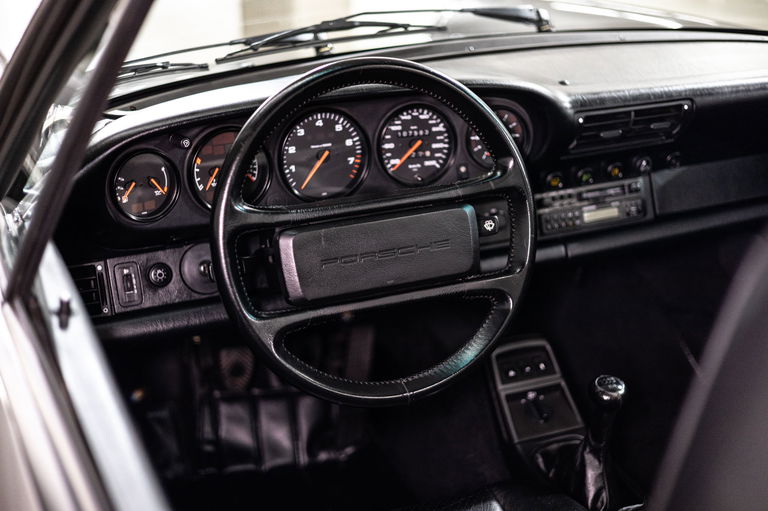 Porsche 964 Carrera 2