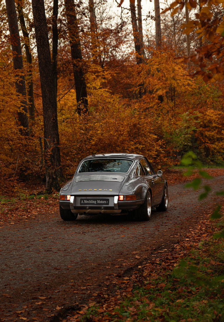 Porsche 911 Backdate