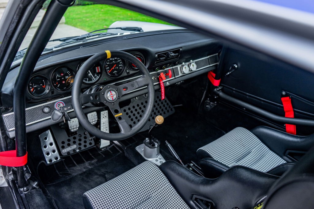 Porsche 911 Backdate