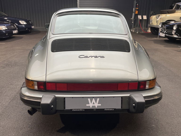 Porsche 911 Carrera 3.2 (US)