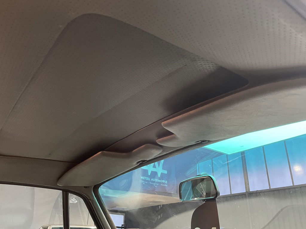 Porsche 911 Carrera 3.2 (US)