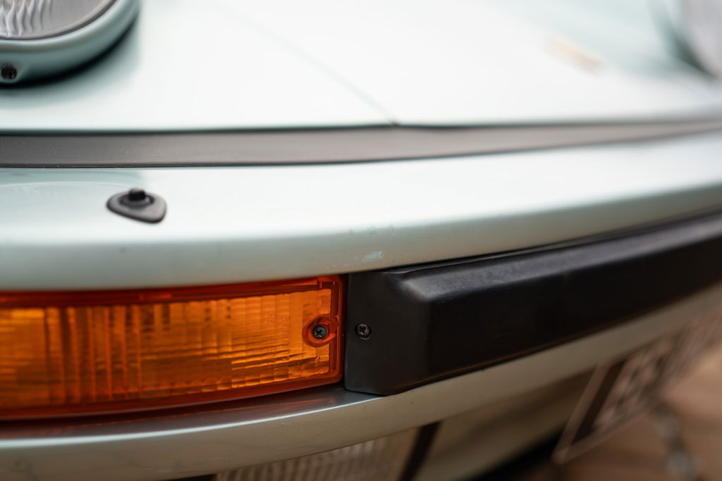 Porsche 911 Carrera 3.2 (US)