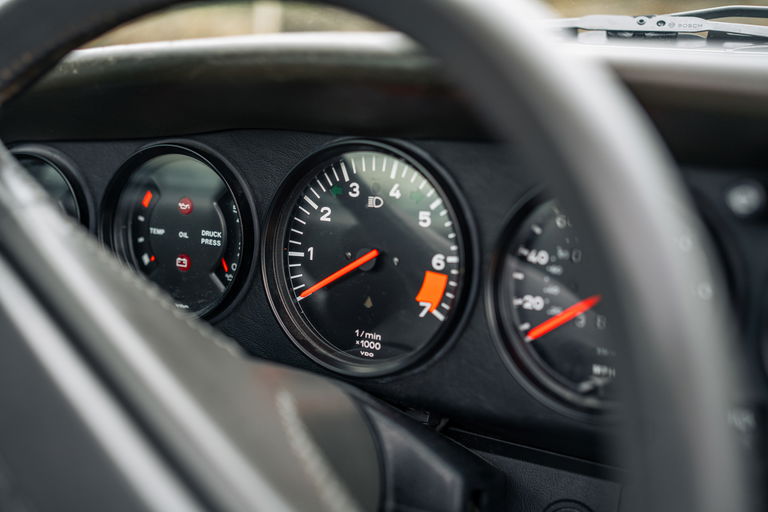 Porsche 911 Carrera 3.2 (US)