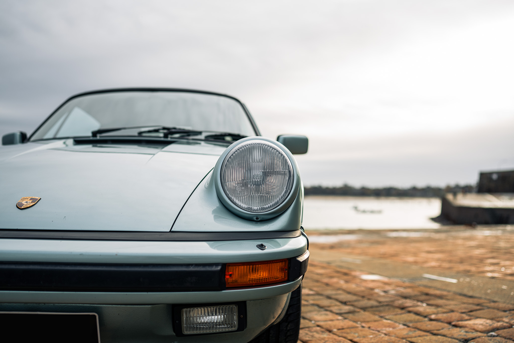 Porsche 911 Carrera 3.2 (US)