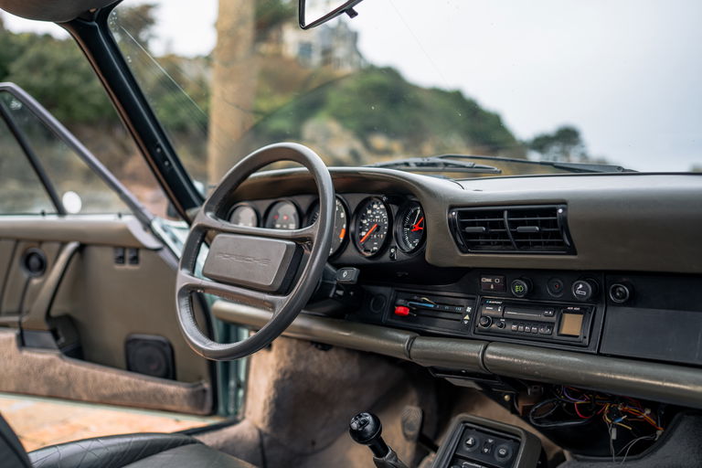 Porsche 911 Carrera 3.2 (US)