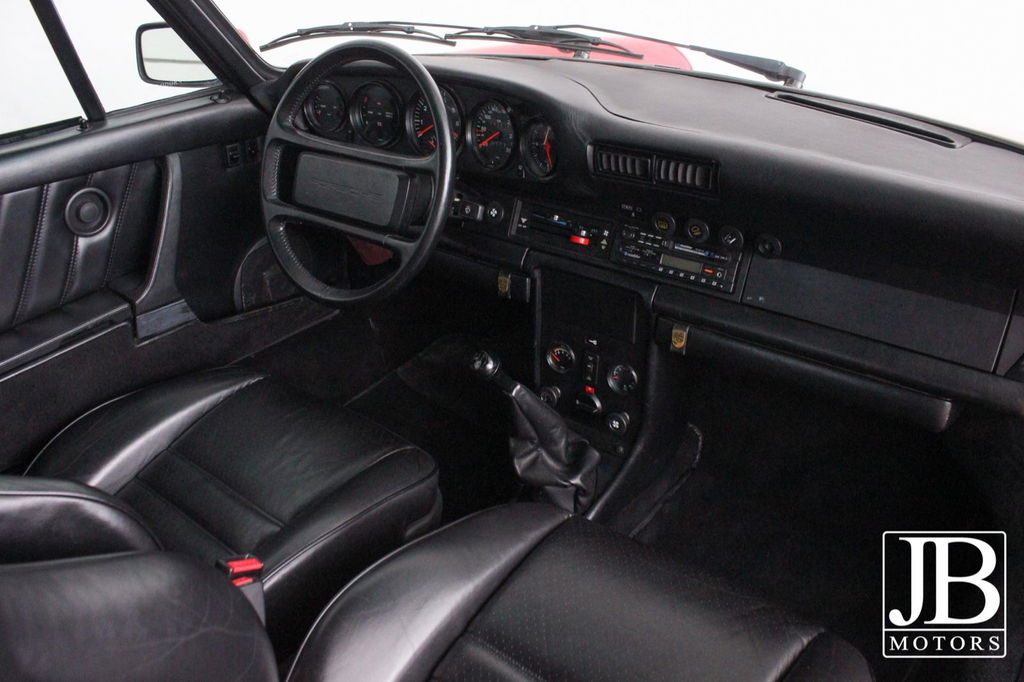 Porsche 911 Turbo 3.3