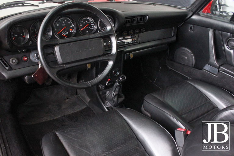 Porsche 911 Turbo 3.3