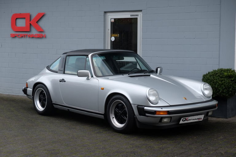 Porsche 911 Carrera 3.2
