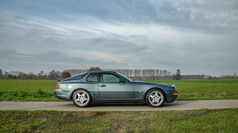 Porsche 968