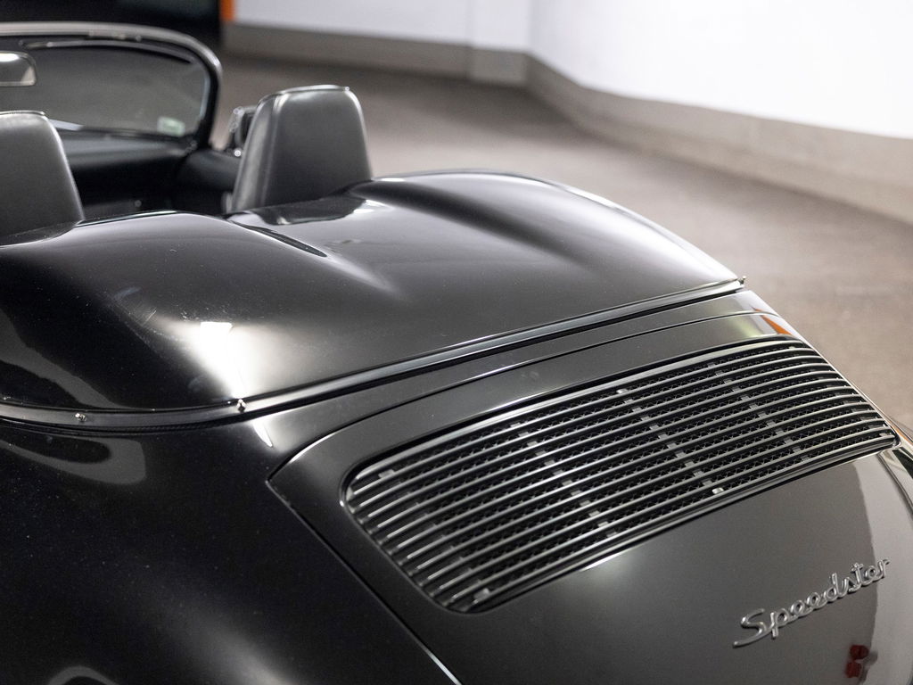 Porsche 911 Carrera 3.2 Speedster