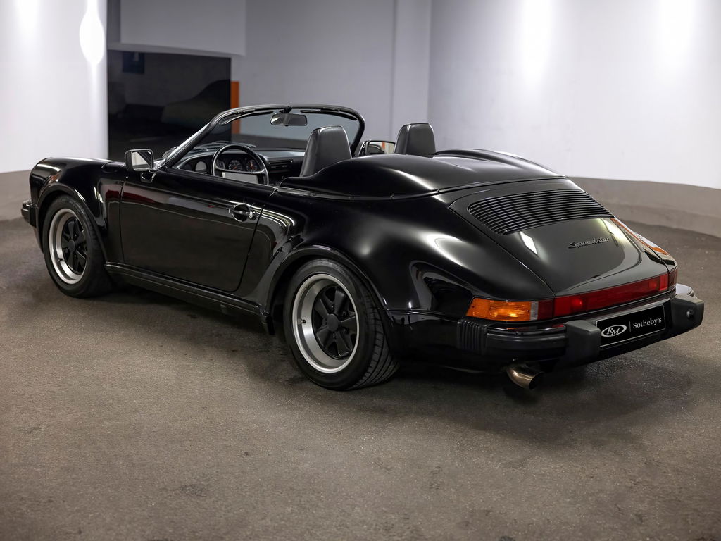 Porsche 911 Carrera 3.2 Speedster