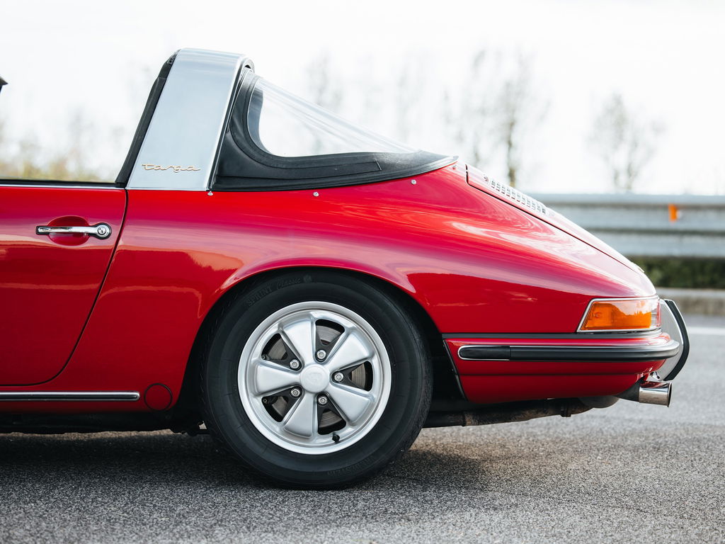 Porsche 911 S (F-Modell)