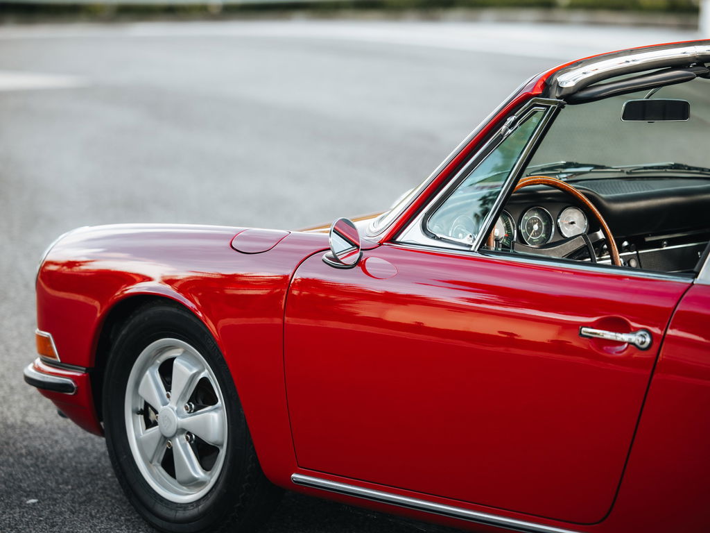 Porsche 911 S (F-Modell)