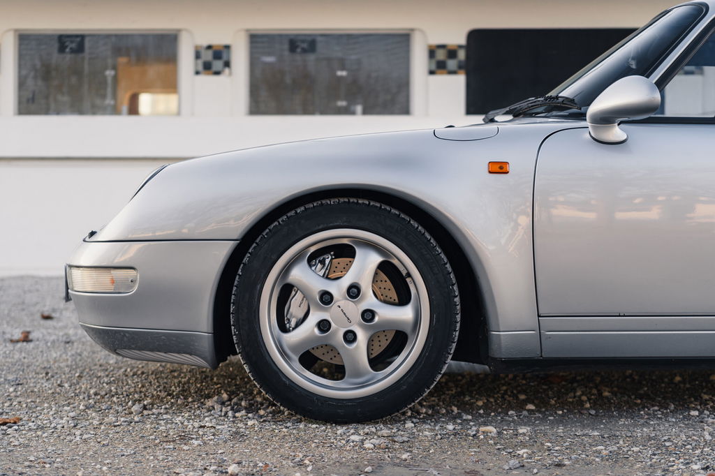 Porsche 993 Carrera 4
