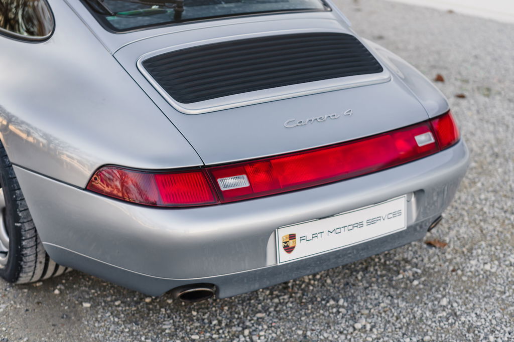 Porsche 993 Carrera 4