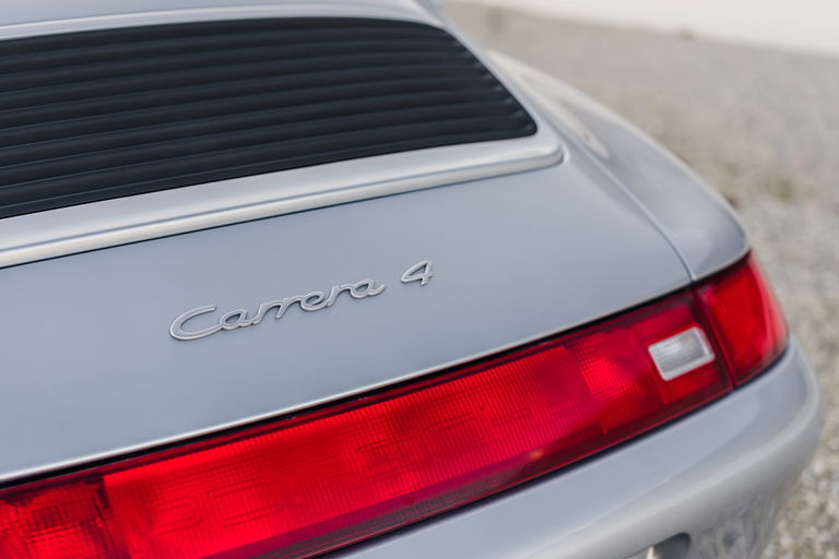 Porsche 993 Carrera 4