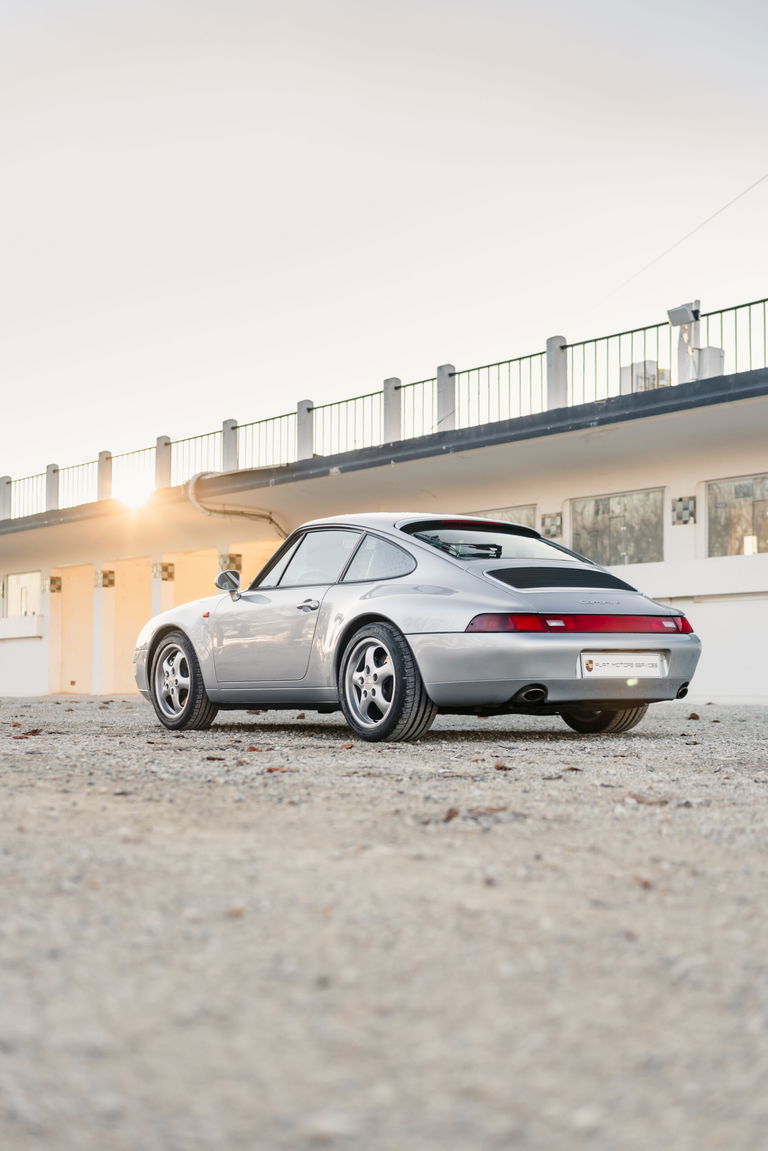 Porsche 993 Carrera 4
